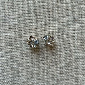 Classic studs